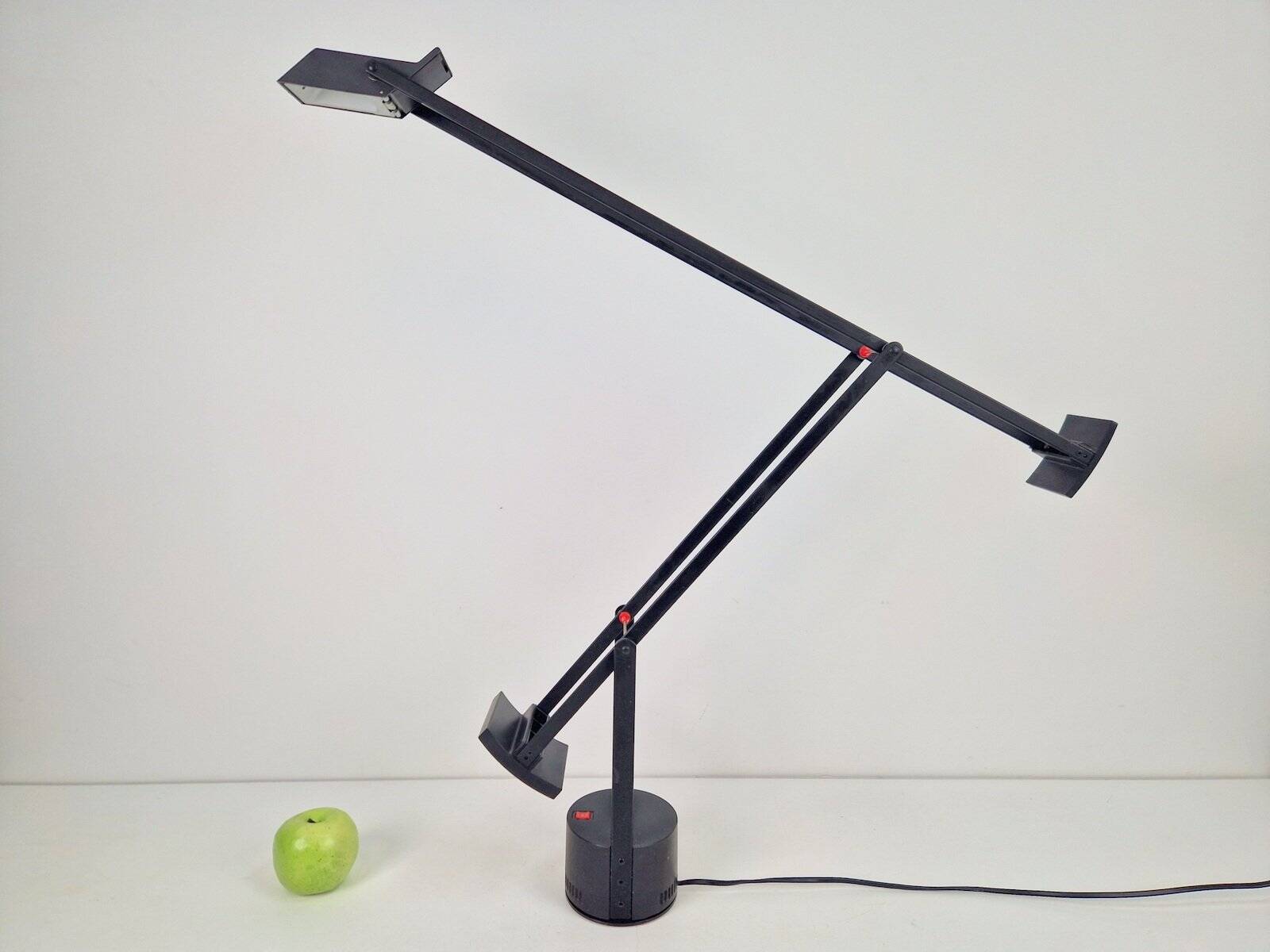 Tizio Table Lamp by Richard Sapper for Artemide, 1970s