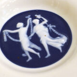 Porcelain ashtray Cameo