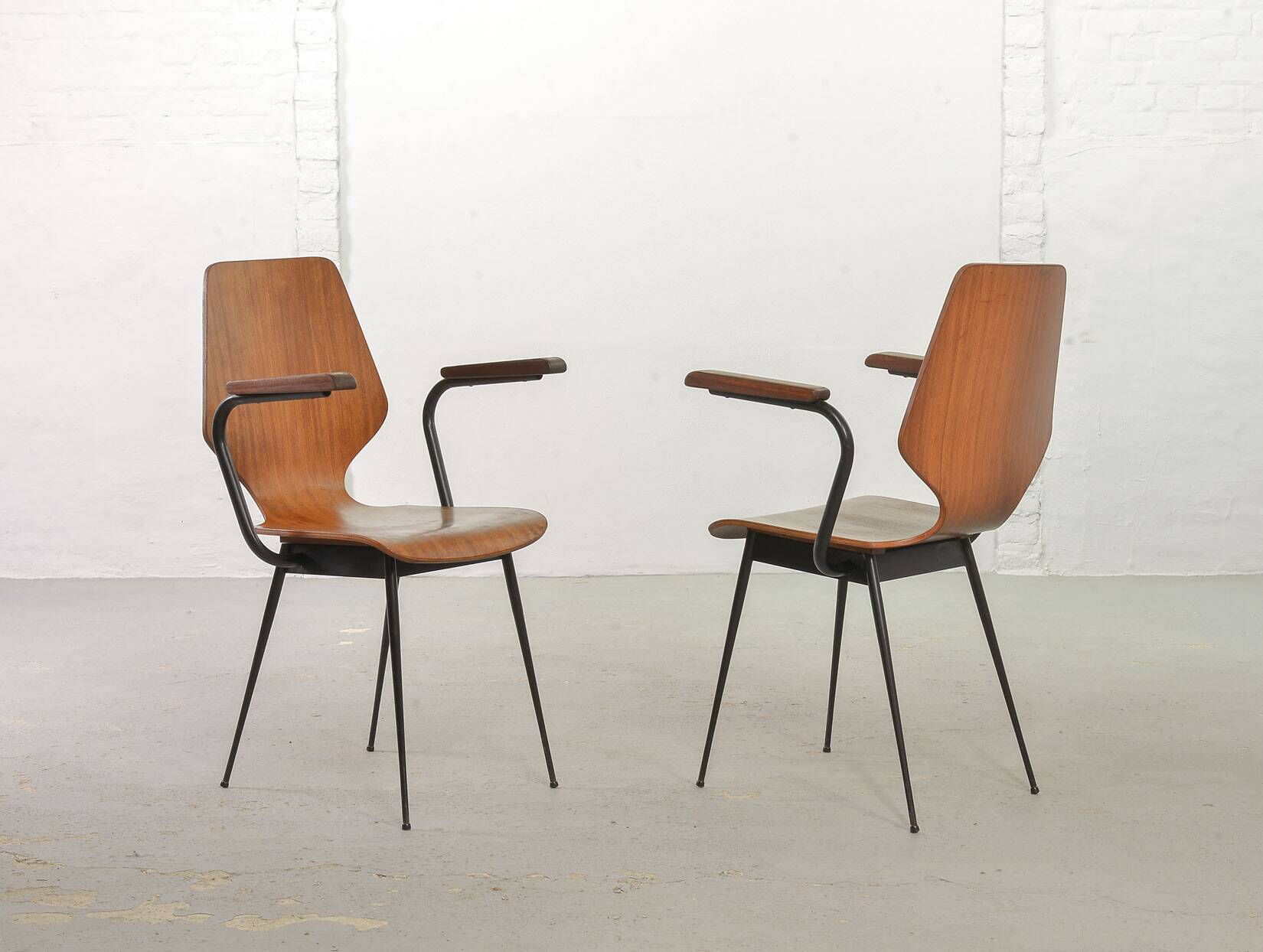 2 Carlo Ratti Style Minimalistic Plywood Side Chairs for Legni Curvati 50s