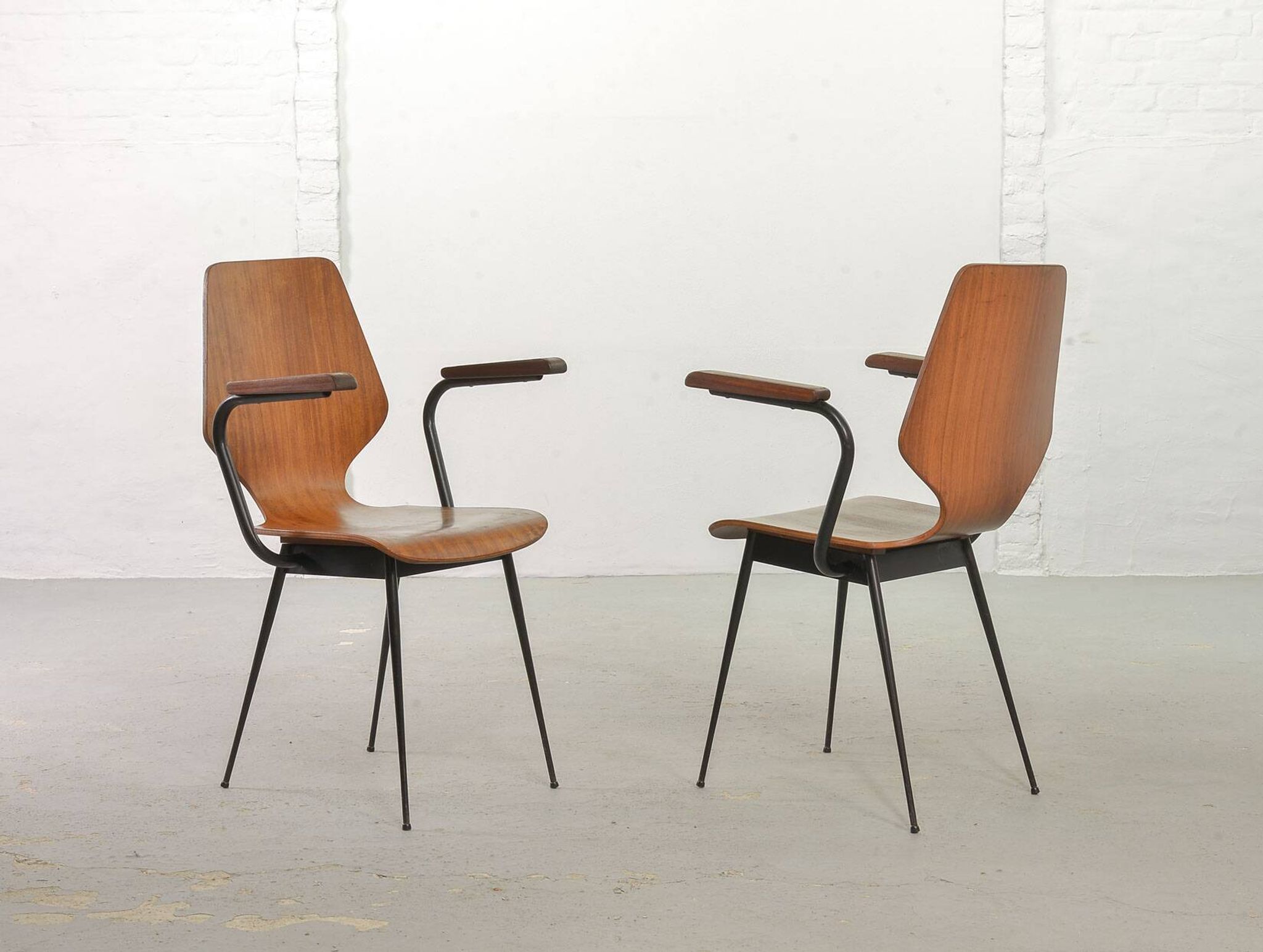 2 Carlo Ratti Style Minimalistic Plywood Side Chairs for Legni Curvati 50s