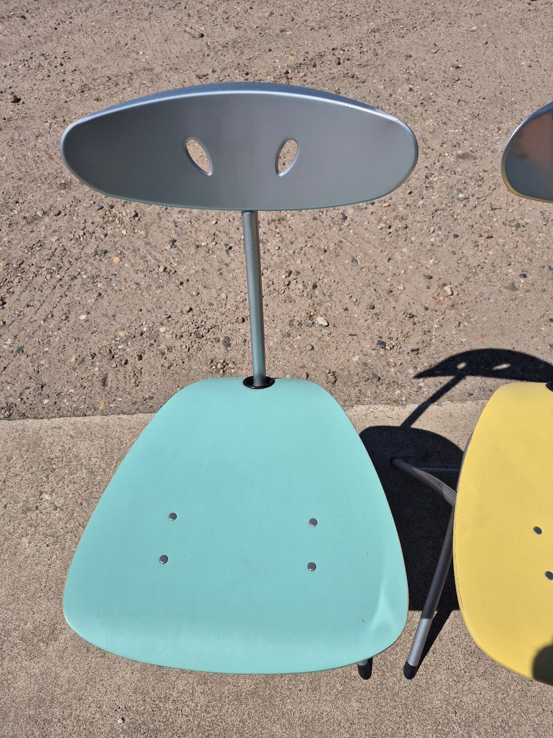ensemble de 4 chaises pliantes Piu Bonaldo style Memphis