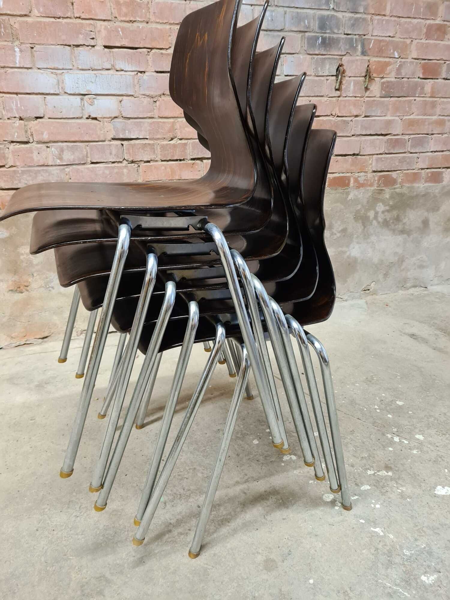 Set of 6 vintage stackable chairs pagwood Flötotto