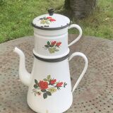 Coffee pot, in enamelled iron with patterns of red roses and white flowers, with filter, old