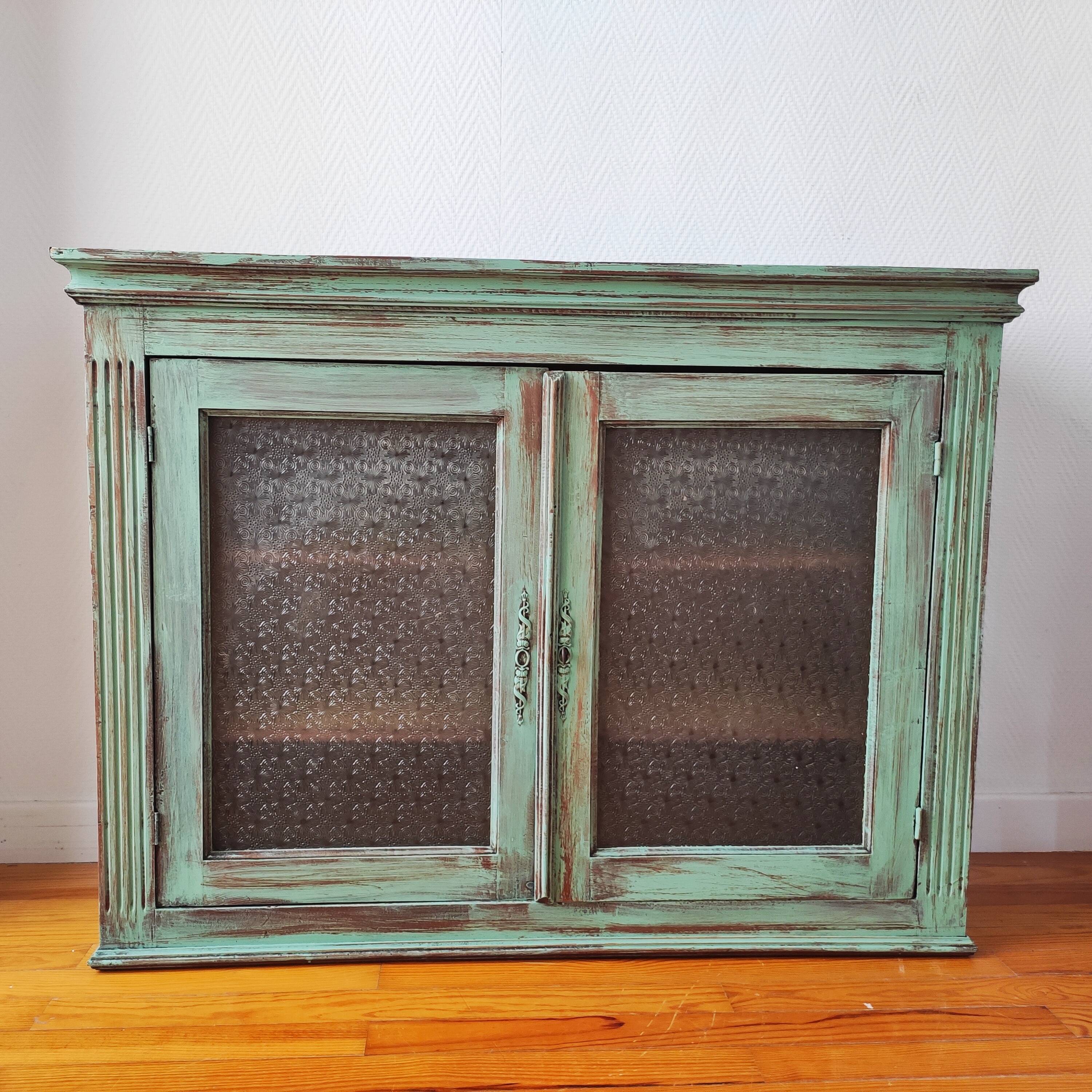 Glazed Parisian buffet