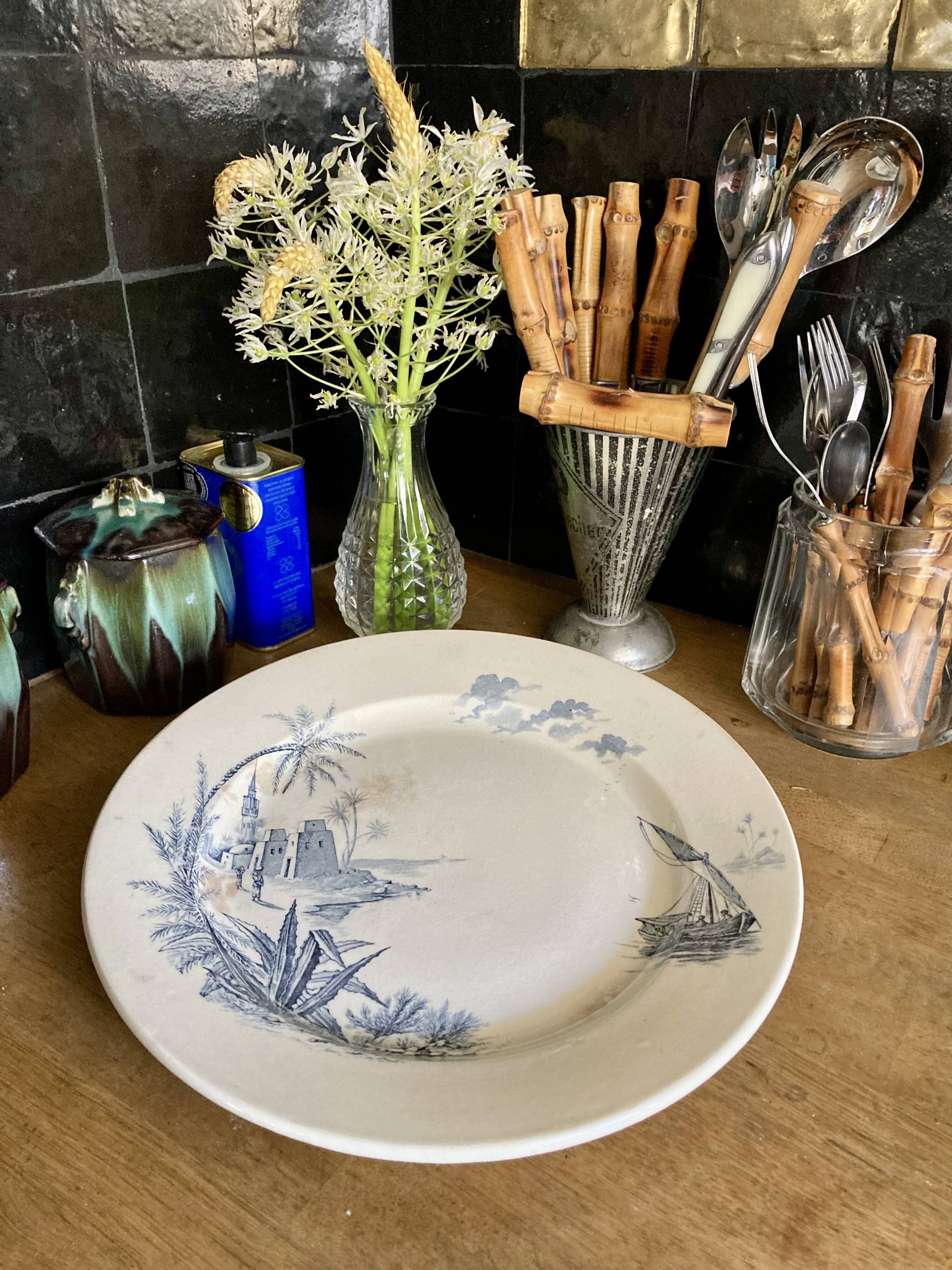 Serving dish gien revues d'orient