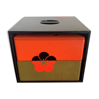 Japanese lacquered box