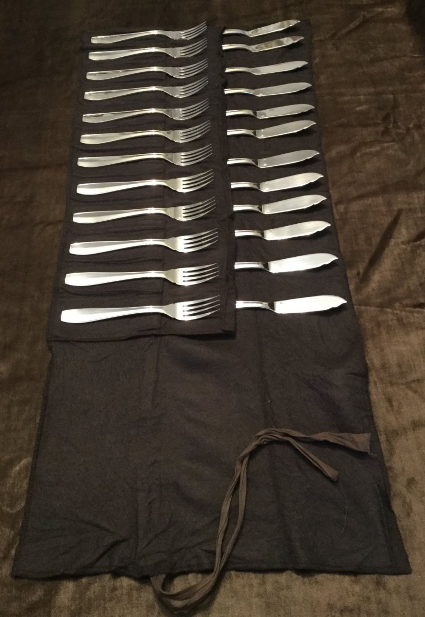 12 cutlery at art deco fish Christofle Atlas