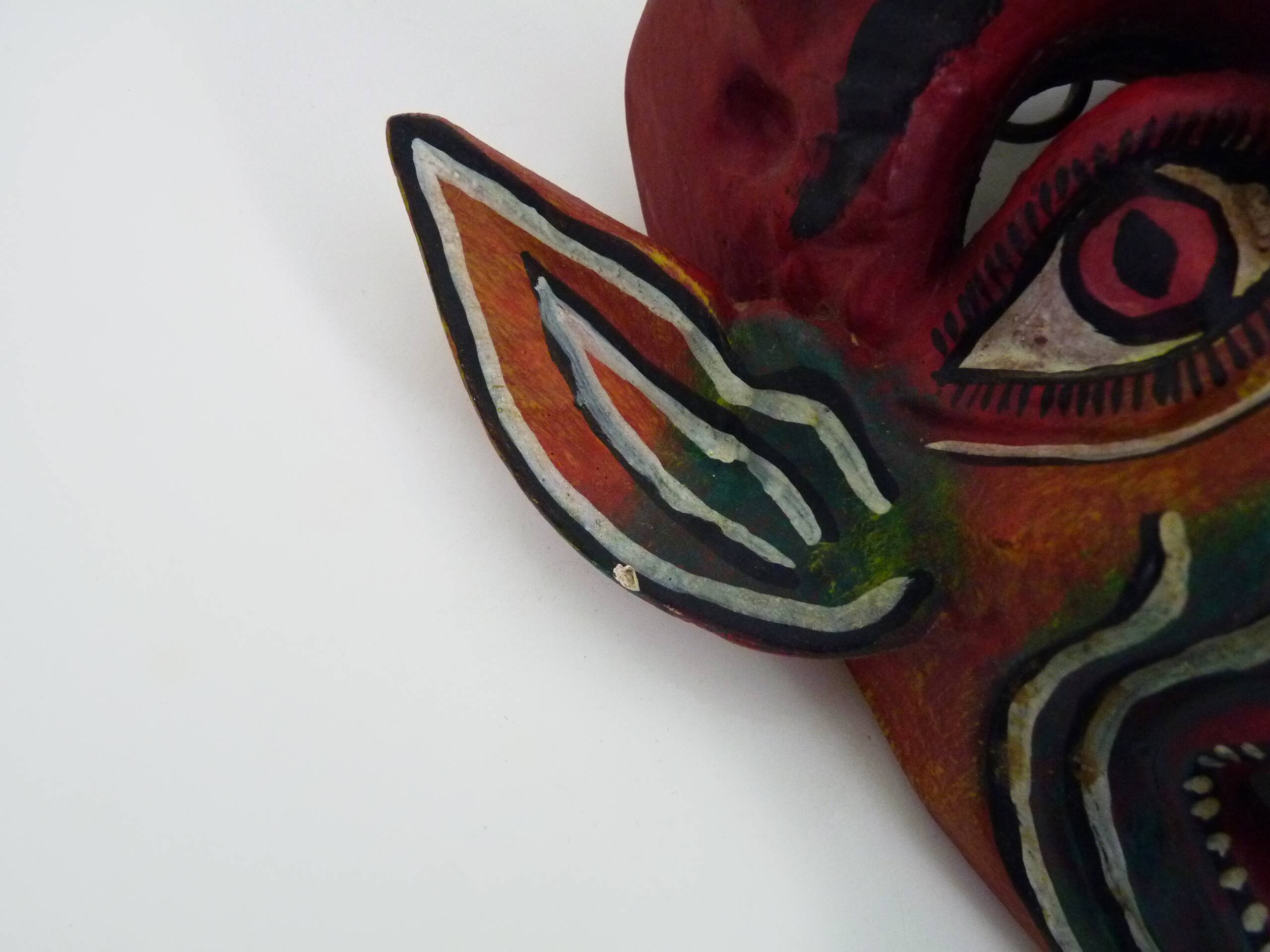 Art populaire mexicain masque diable en bois sculpté avec corne