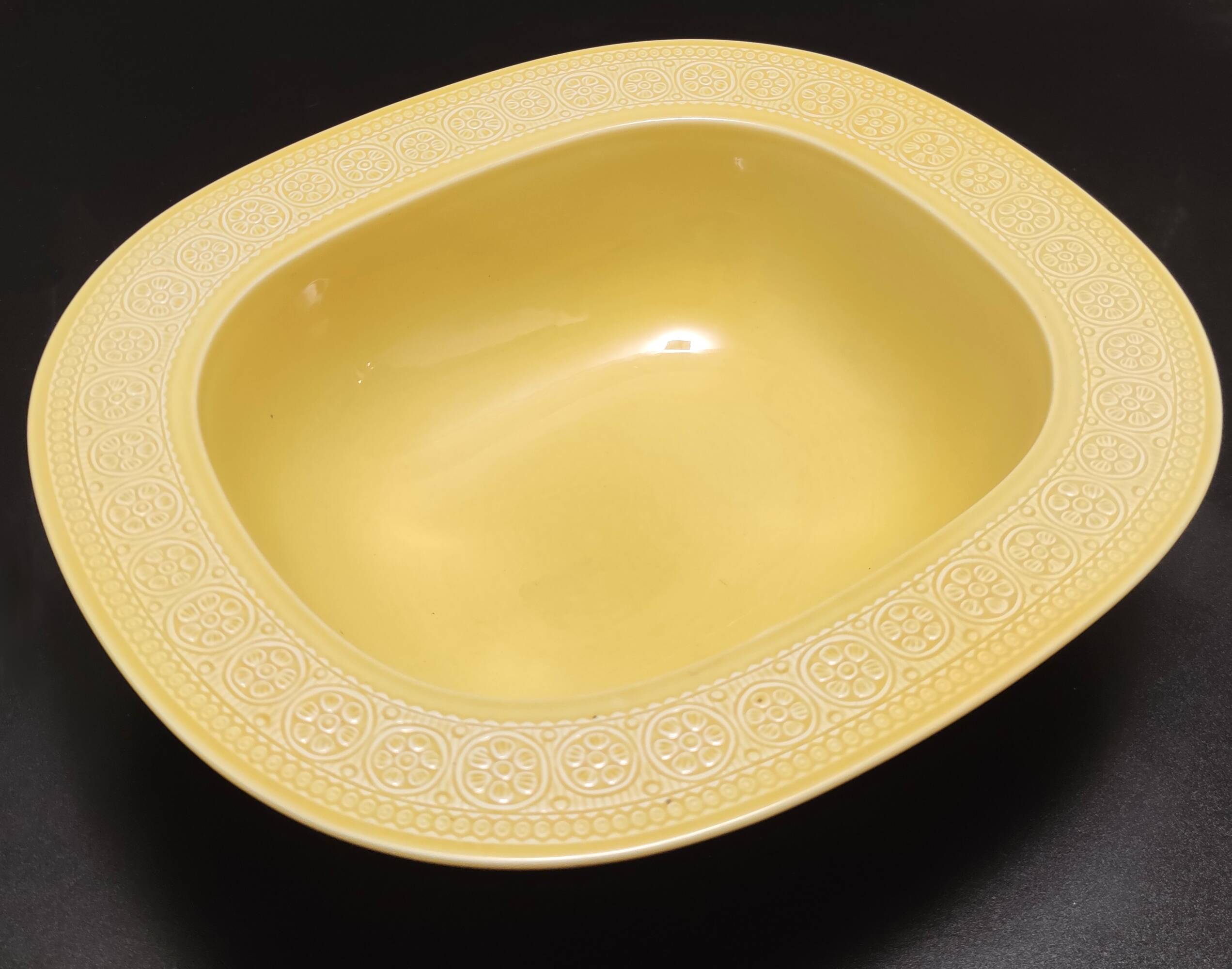 Yellow Earthenware Serving Centerpiece by Antonia Campi for Laveno,