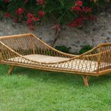 Rattan bed