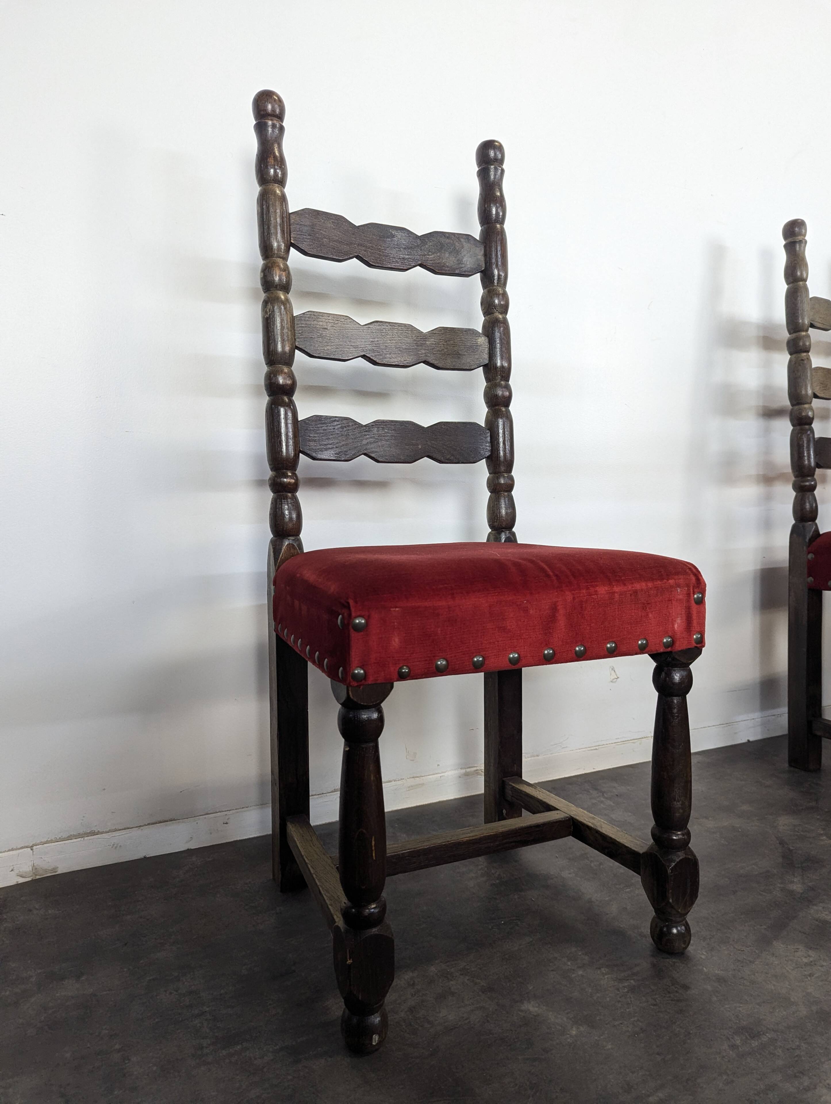 Série de 8 chaises espagnoles