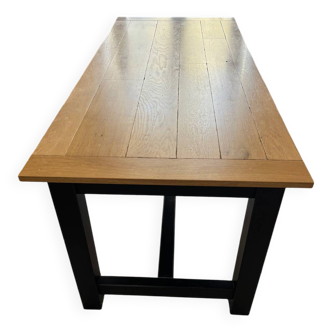 Farmhouse table