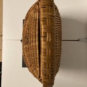 Vintage 70s wicker shopping basket