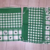 Tablecloth and towels set