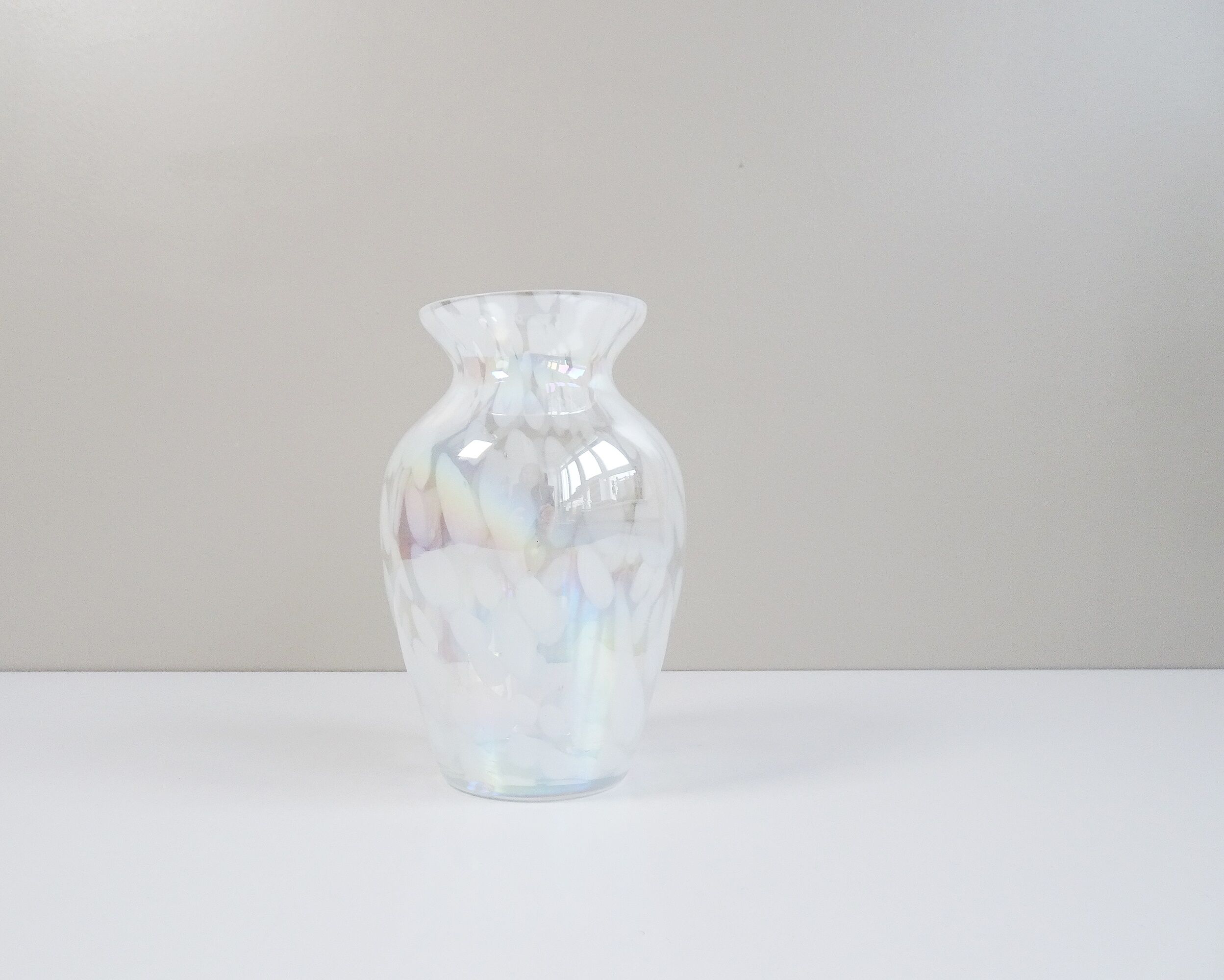 Glass vase iridescent, 80s