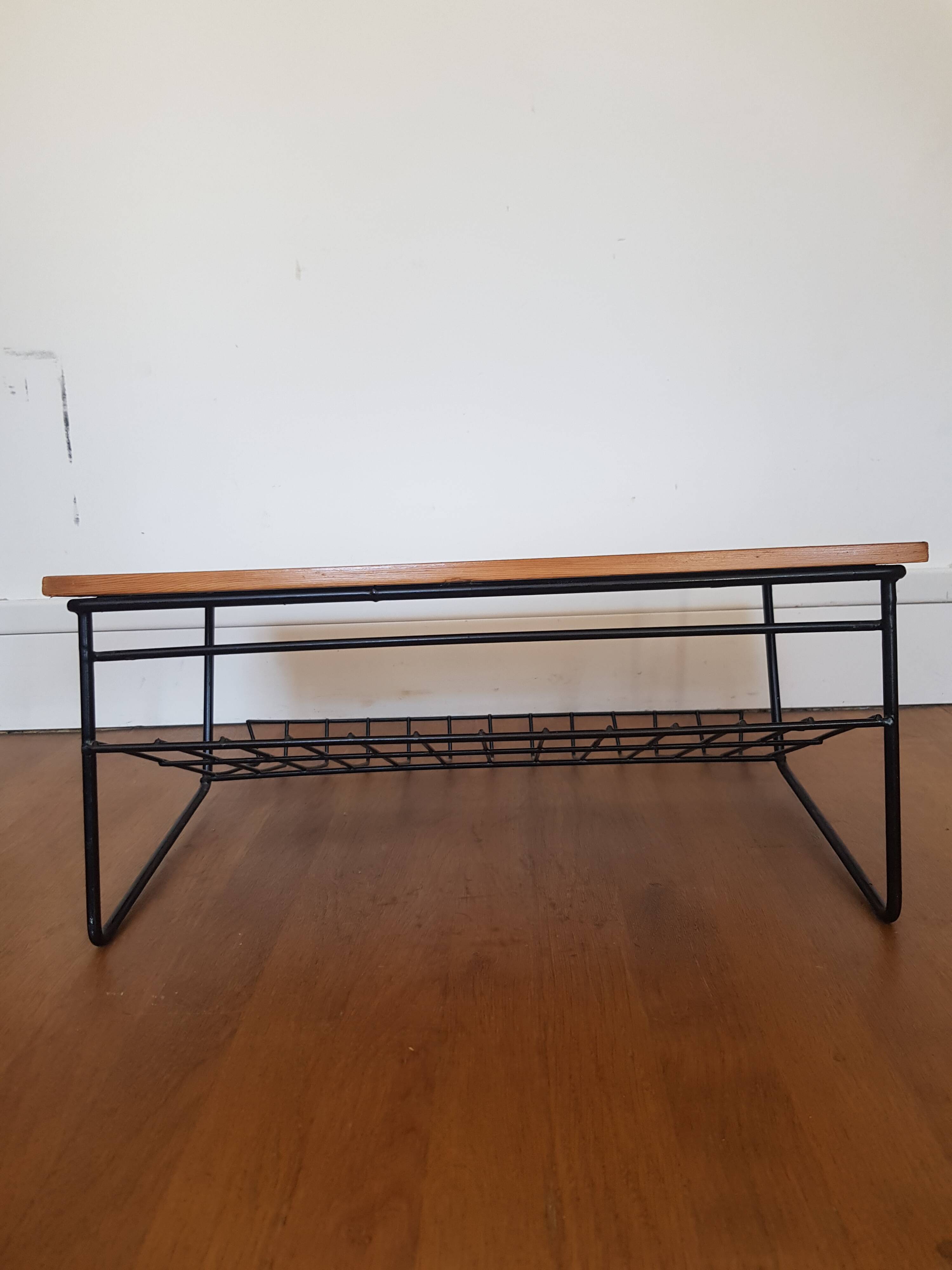 Scandinavian wall-mounted bedside table