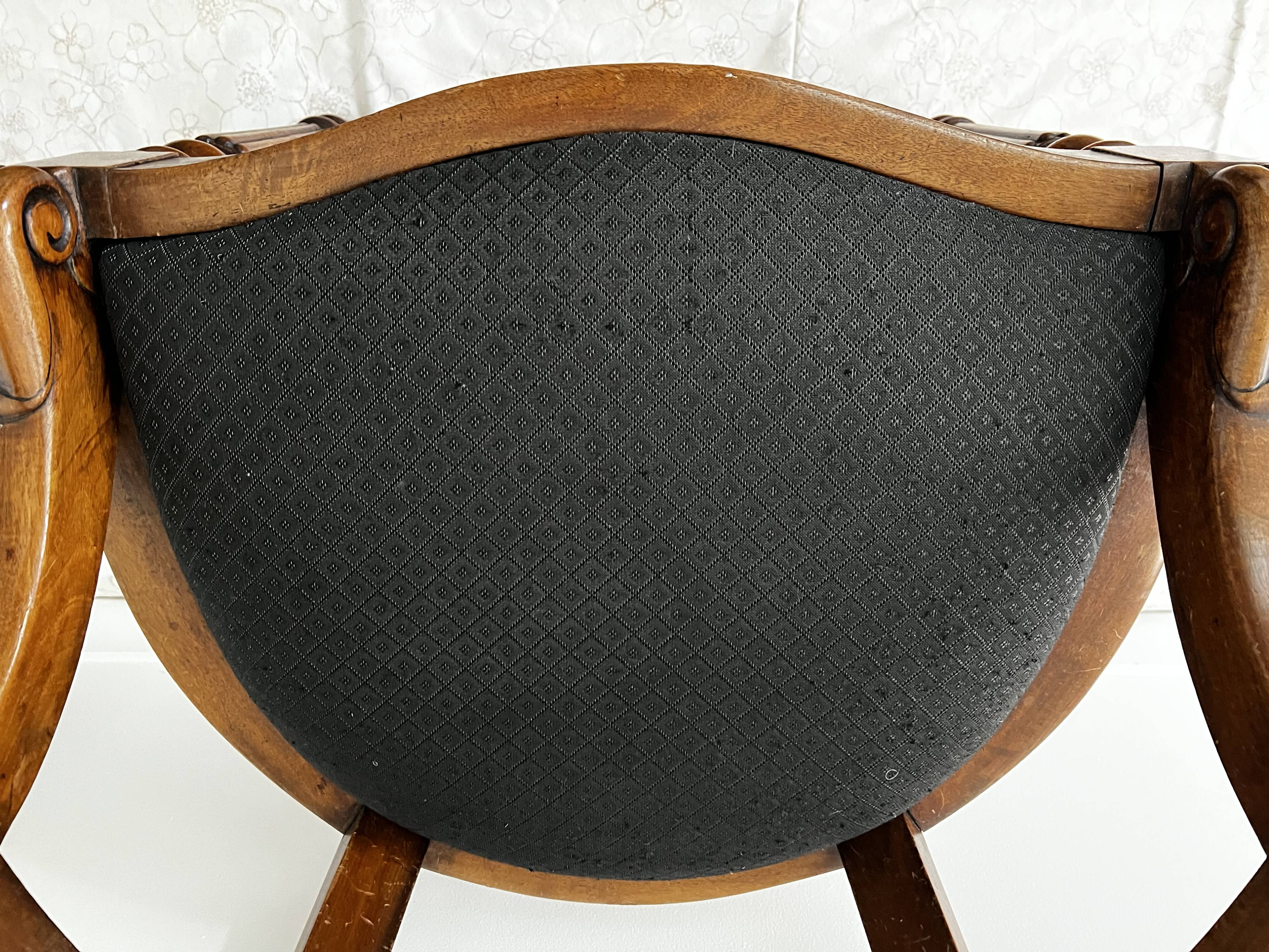 Restoration armchair in mahogany