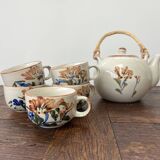 Teapot + 5 vintage cups