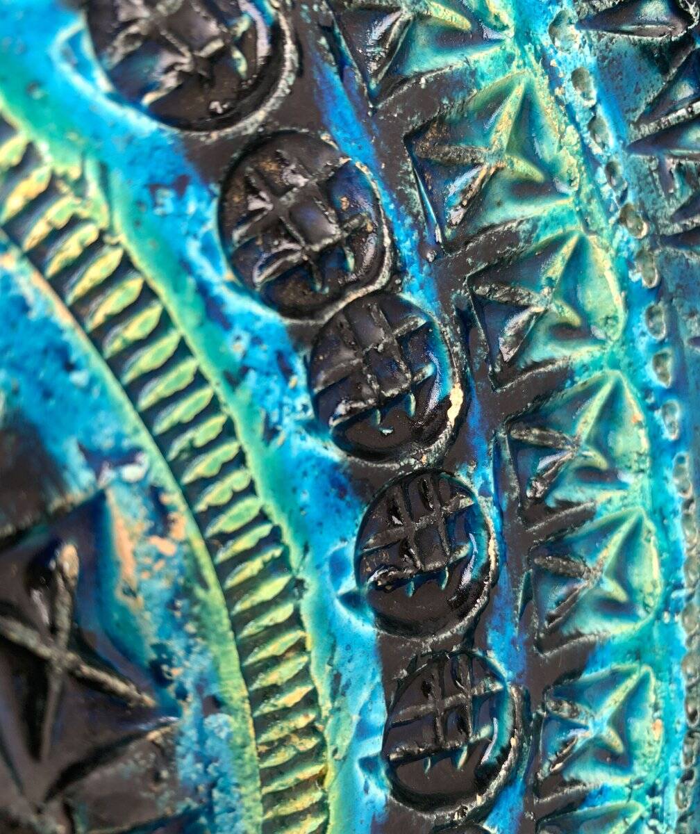 Large bowl in Rimini Blu pottery, mid-century by Aldo Londi for Bitossi.