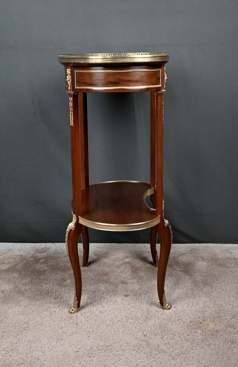 Small Kidney Table in Mahogany, Transition Style – Early 20th Century
