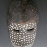 Ndaaka or Bali initiation mask | painted carved wood | h: 25 cm | Democratic Republic of the Congo