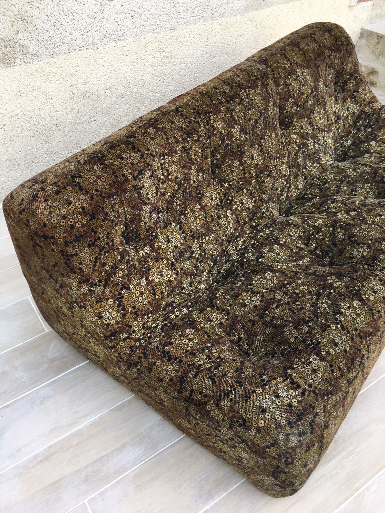 Liberty sofa model Kali by Michel Ducaroy for Ligne Roset