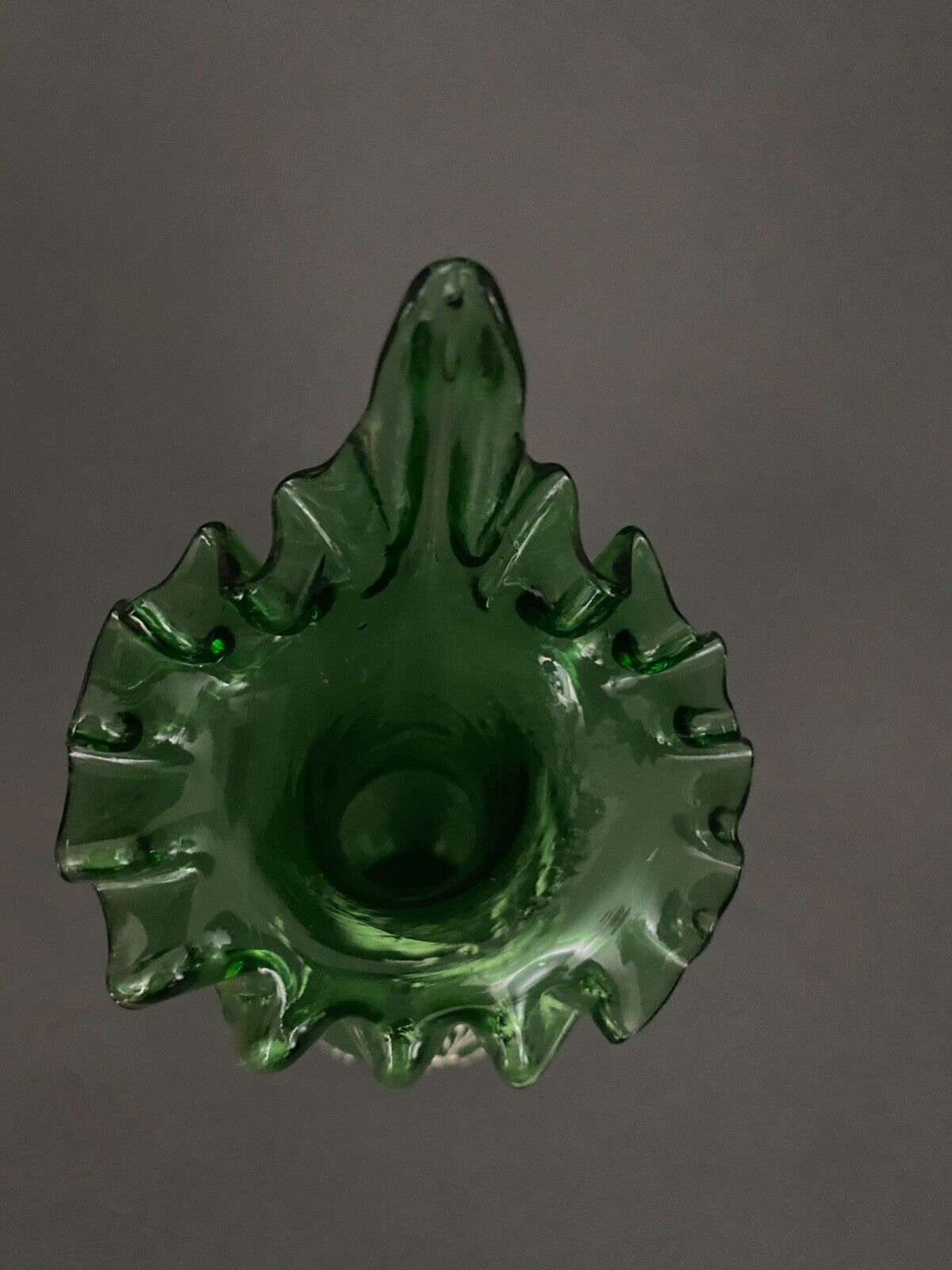 Pair of Marie Gregory vases in green floral decoration enamelled 1900