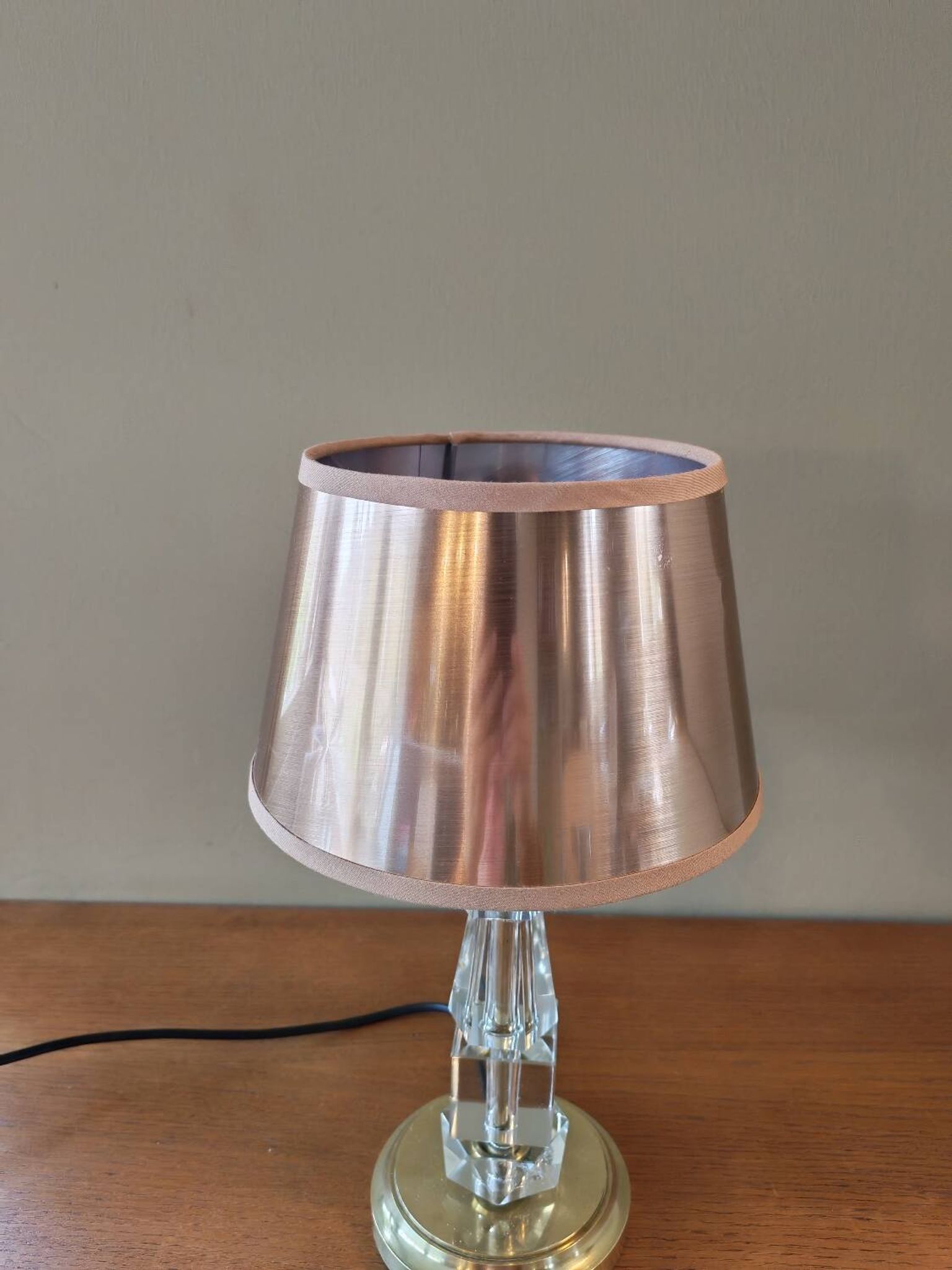 Lampe Art Déco, verre et laiton