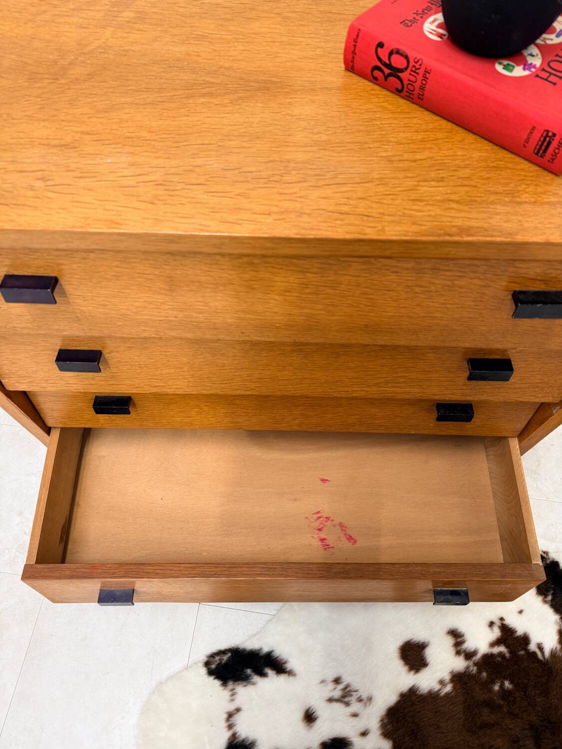 Vintage 1960s chest of drawers