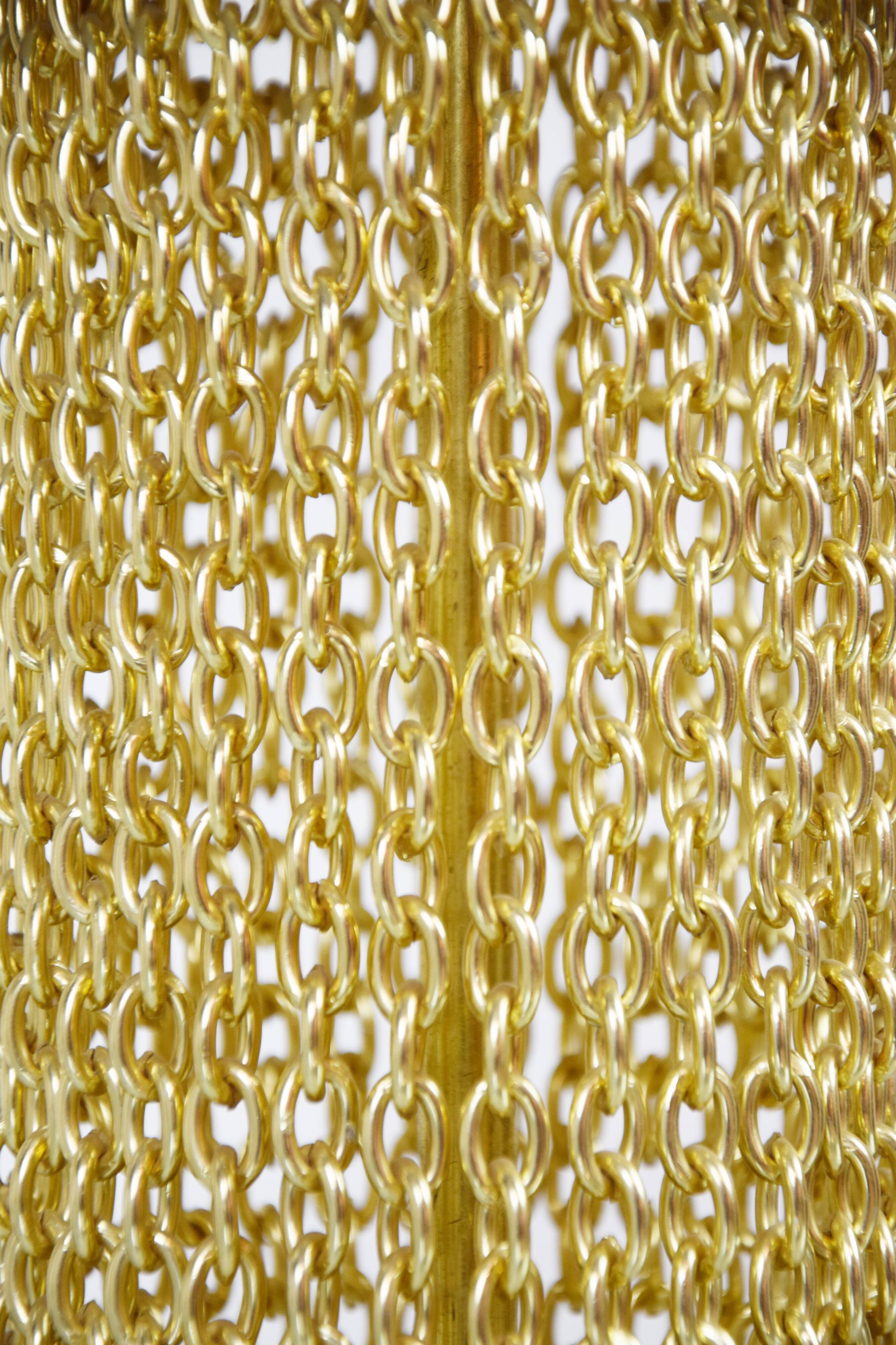 Pair of lamps with chains