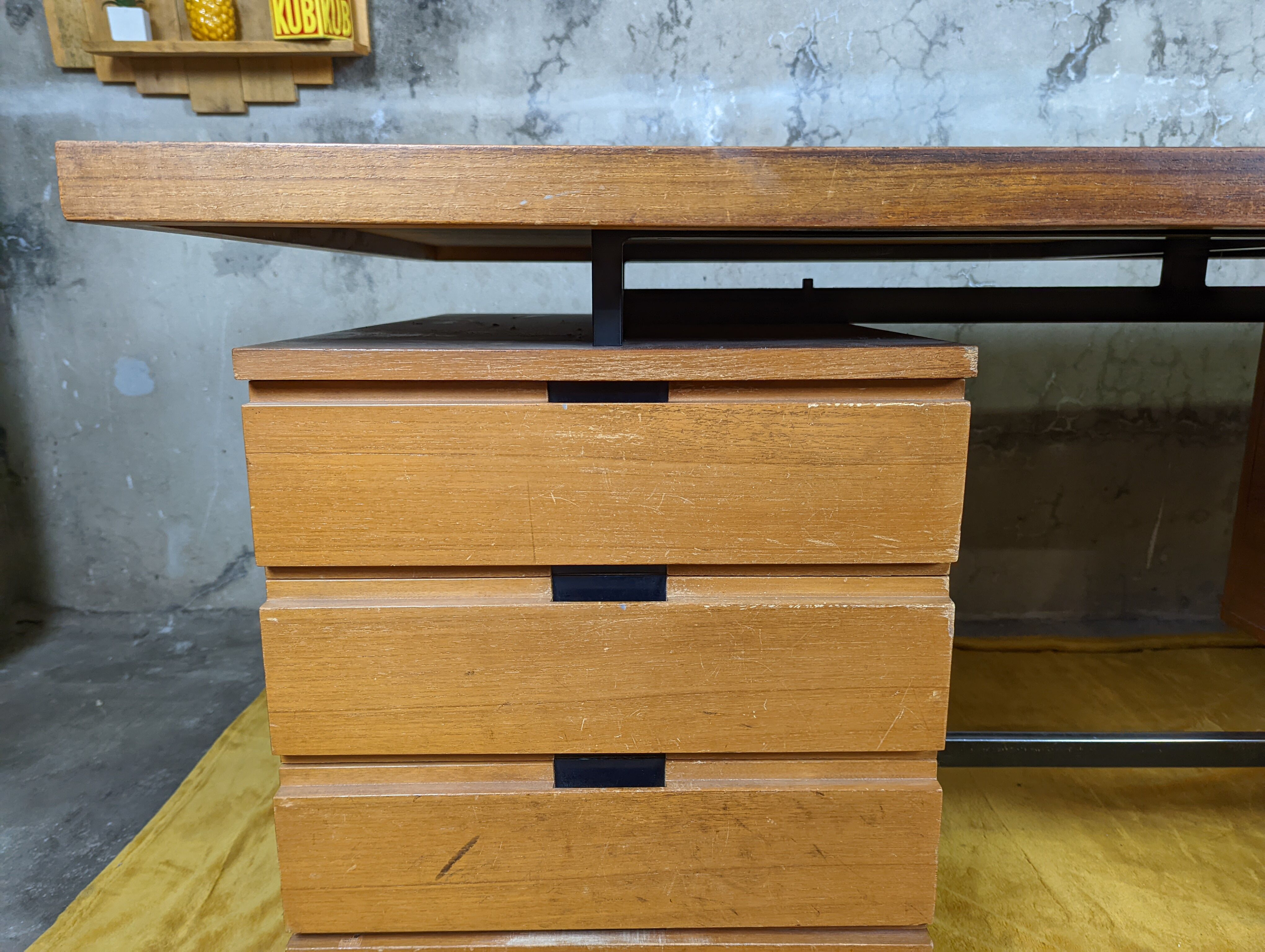 Minvielle desk in mahogany pierre guariche