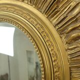 Miroir soleil Sunburst XL en résine dorée