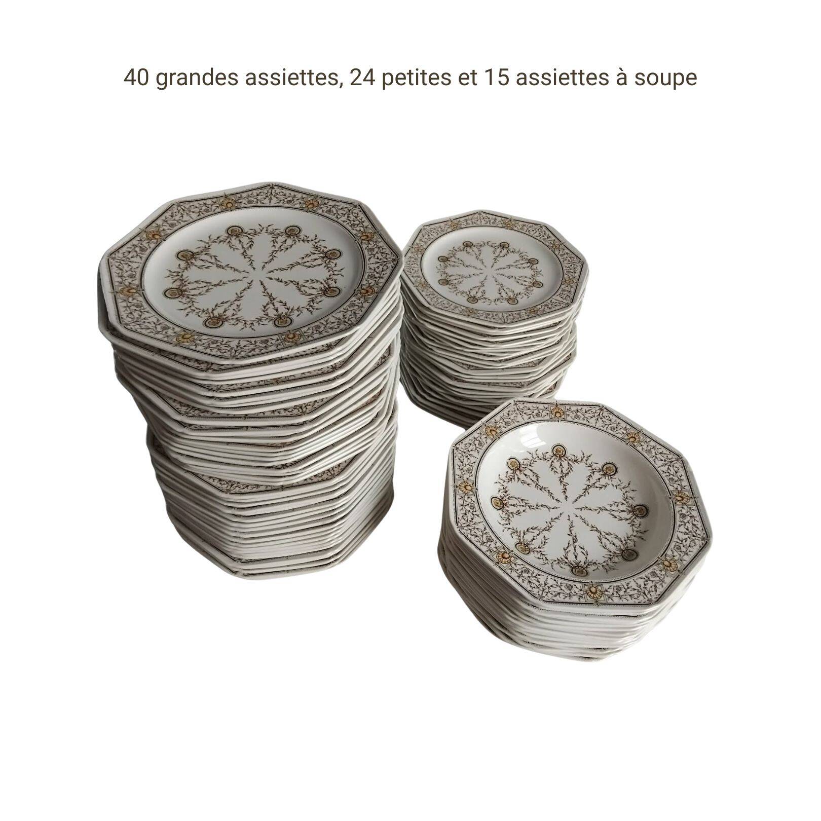 Old JBC service (Chedeville) – 84 pieces – French faience, late 19th century