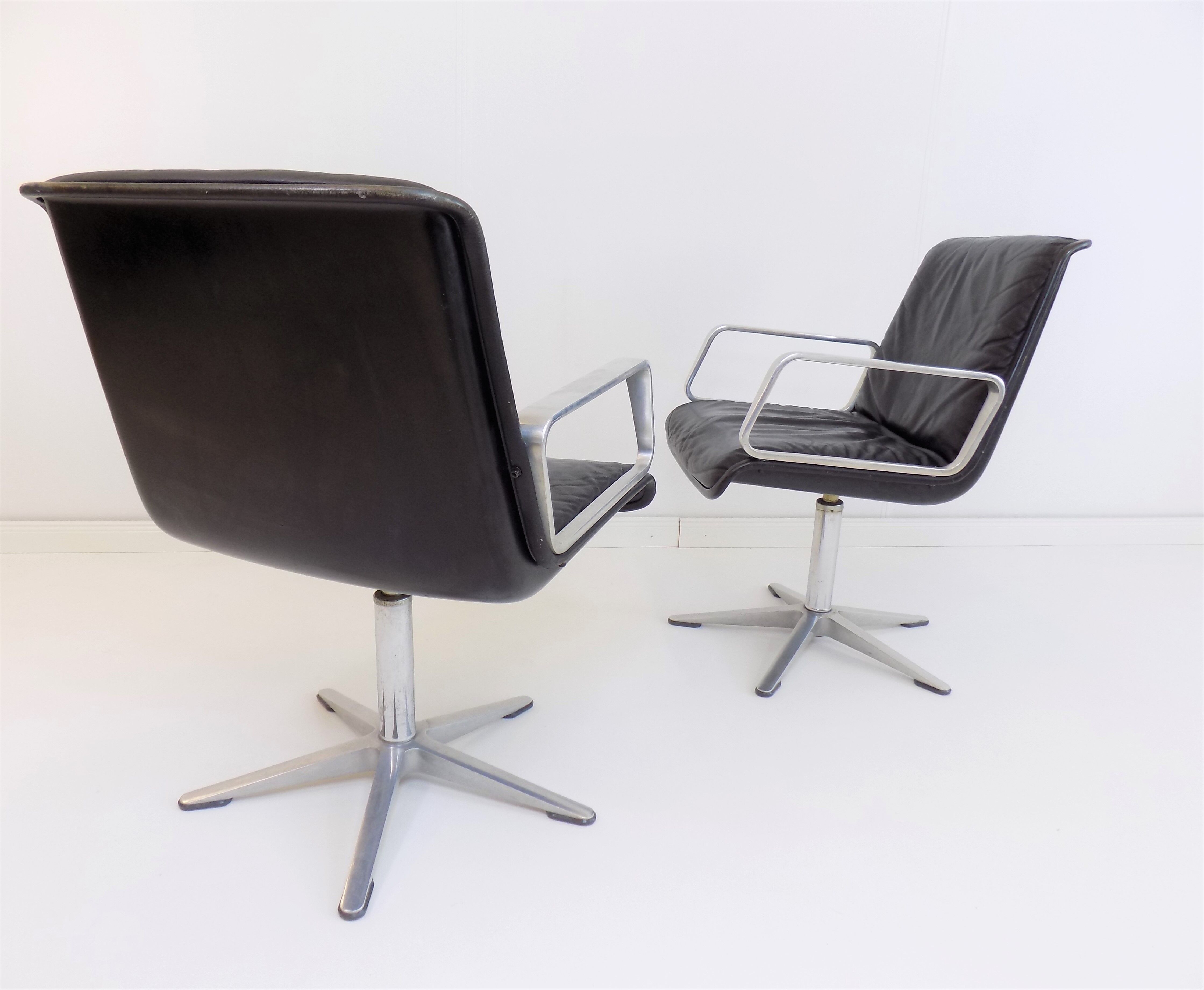 Ensemble de 2 chaises de bureau Wilkhahn Delta du groupe Delta