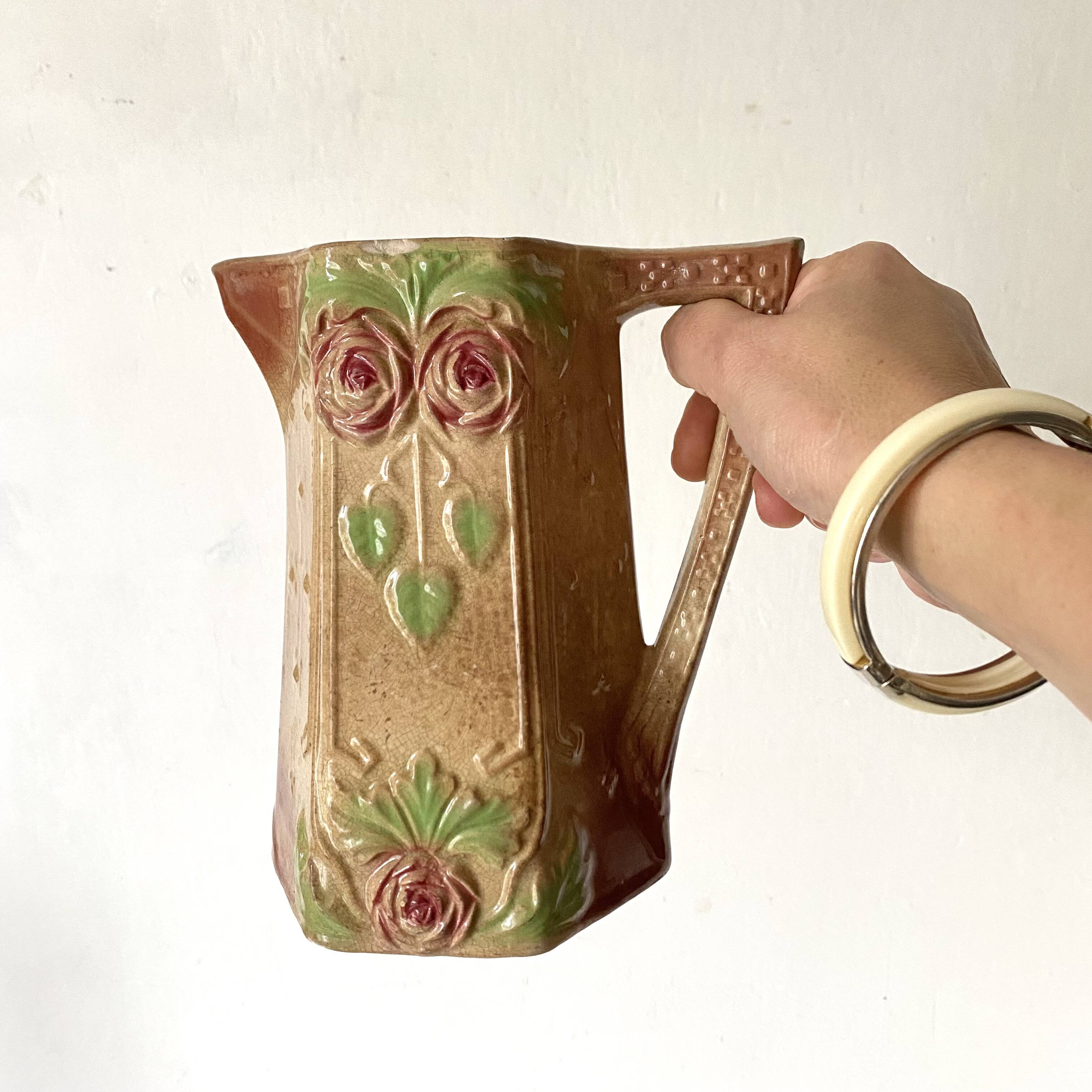 Old slip pitcher 1900