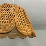 Suspension in vintage cannage