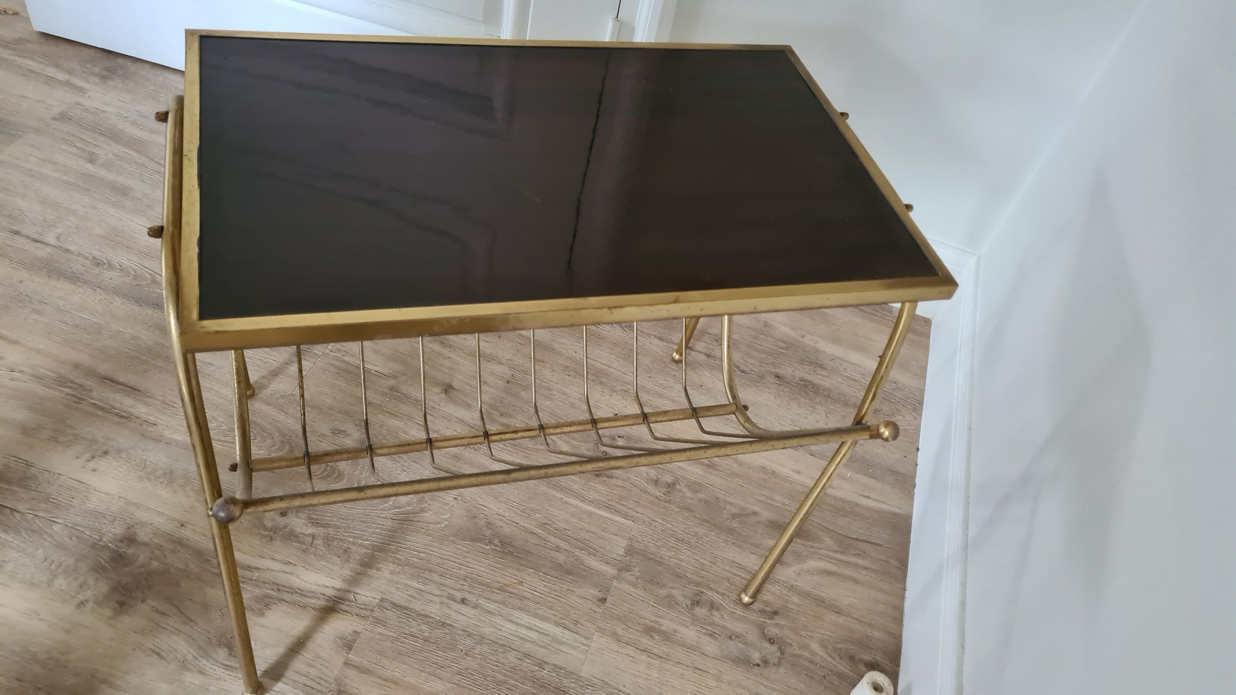 Old end of sofa / Service table with magazine holder / 60s / brass