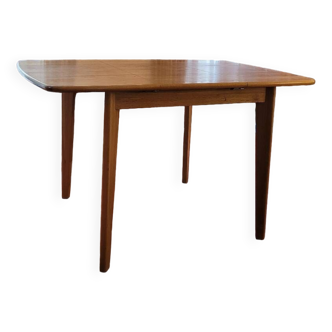 Extendable wooden dining table Made.com