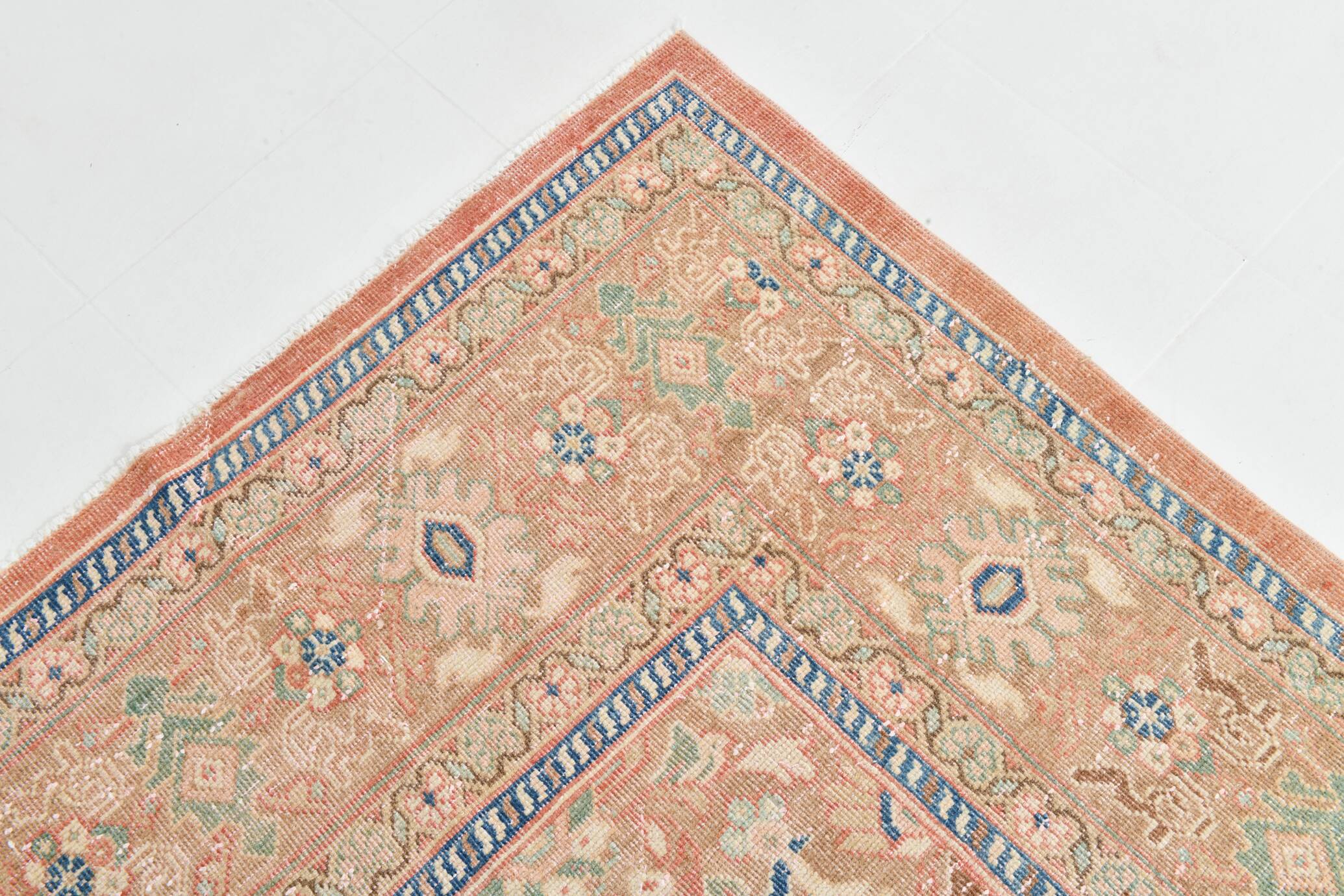 Pink Elegant Decorative Vintage Persian Rug For Living Room, 284x393 Cm