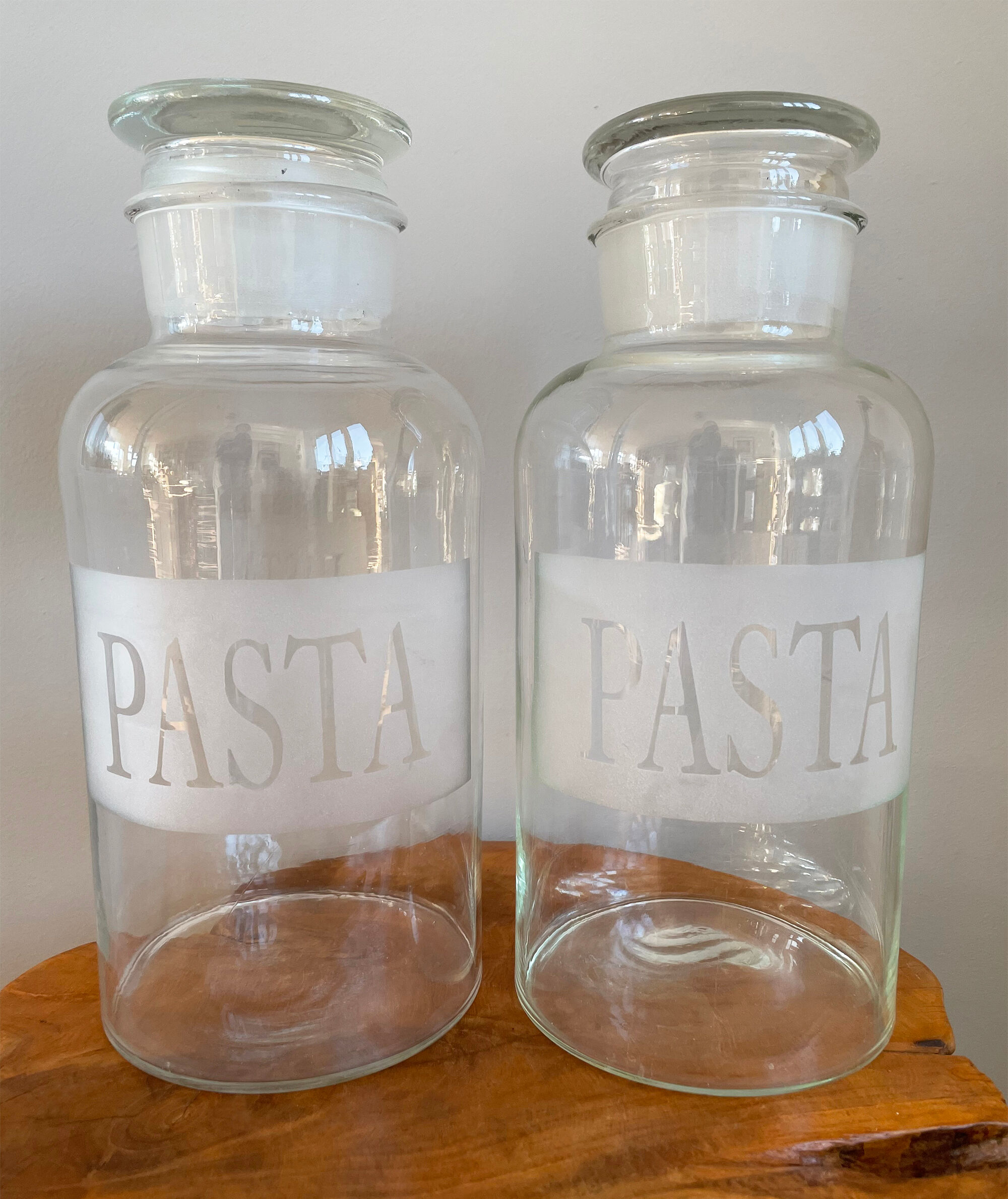Set of 2 Large Glass Pasta Jars with Stopper Lids, 4 Litre Pasta Containers