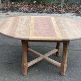 Renovated round extendable farmhouse dining table in solid oak 110-155cm.
