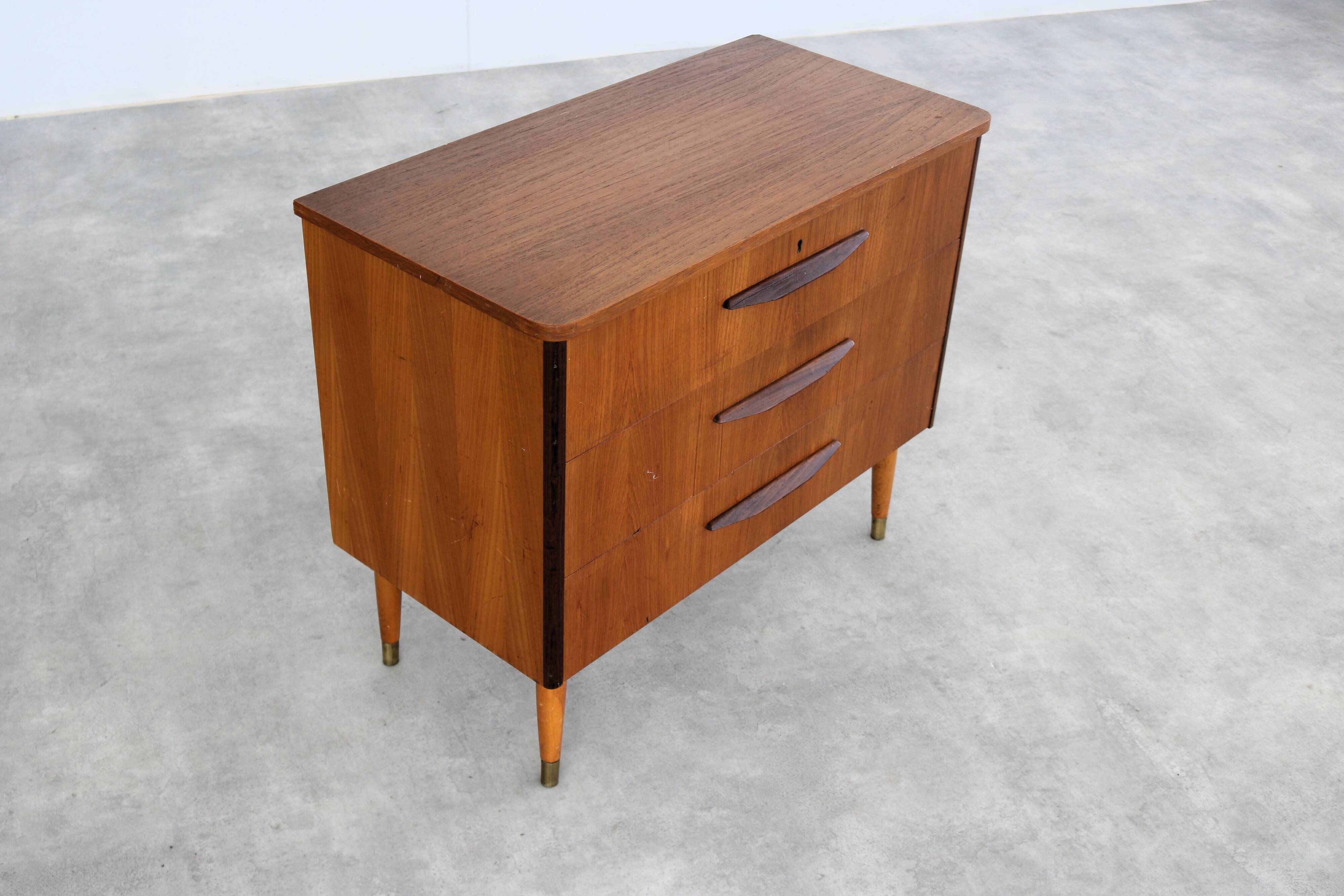 commode vintage | armoire | années 1960 | suédoise