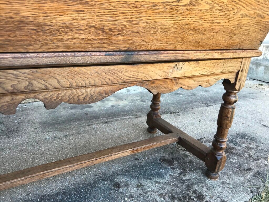 Old maie in solid oak