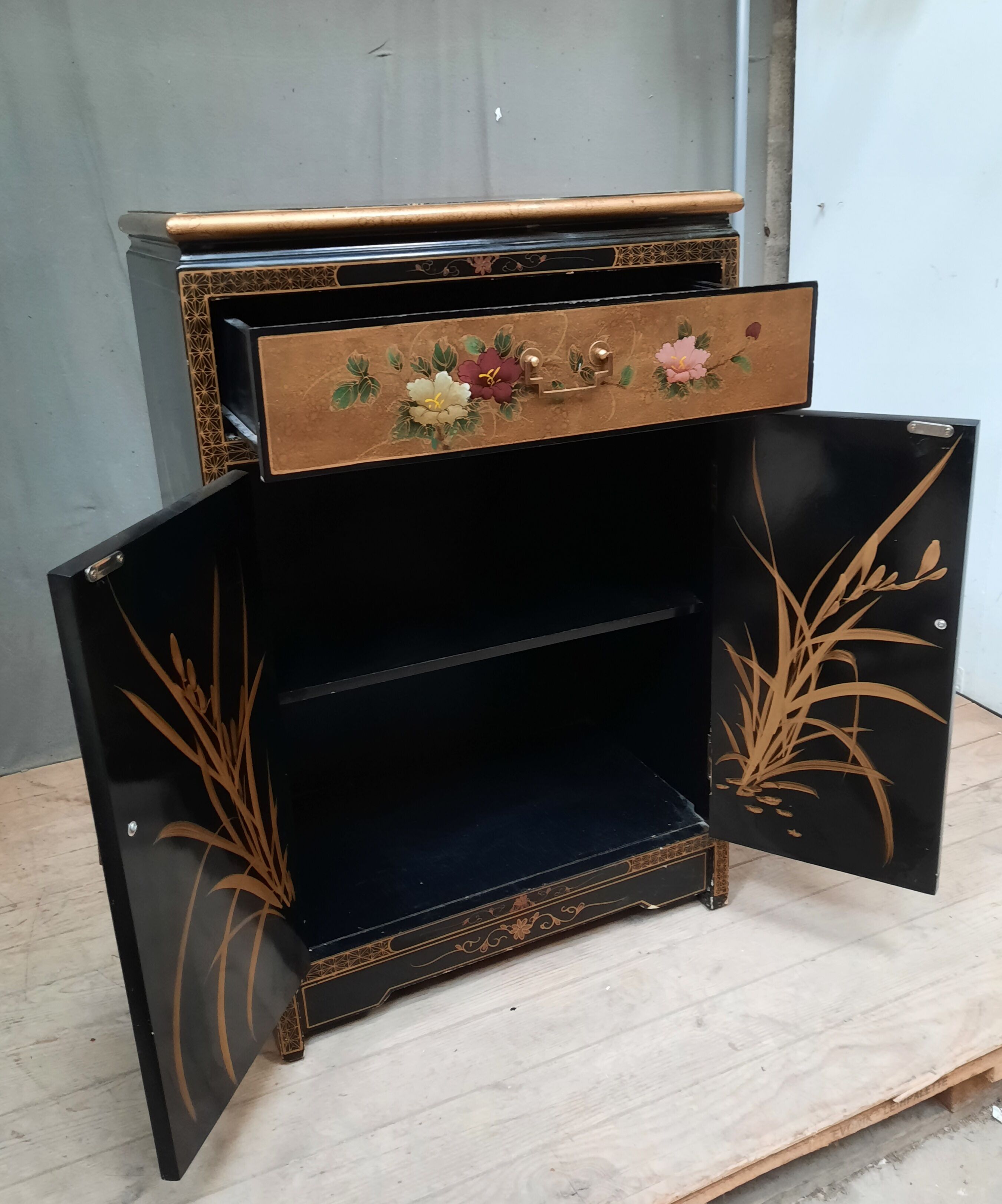 Meuble d'appui chinois