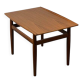 Table basse danoise de Grete Jalk en teck, Møbelfabrik, 1960. Rare modèle