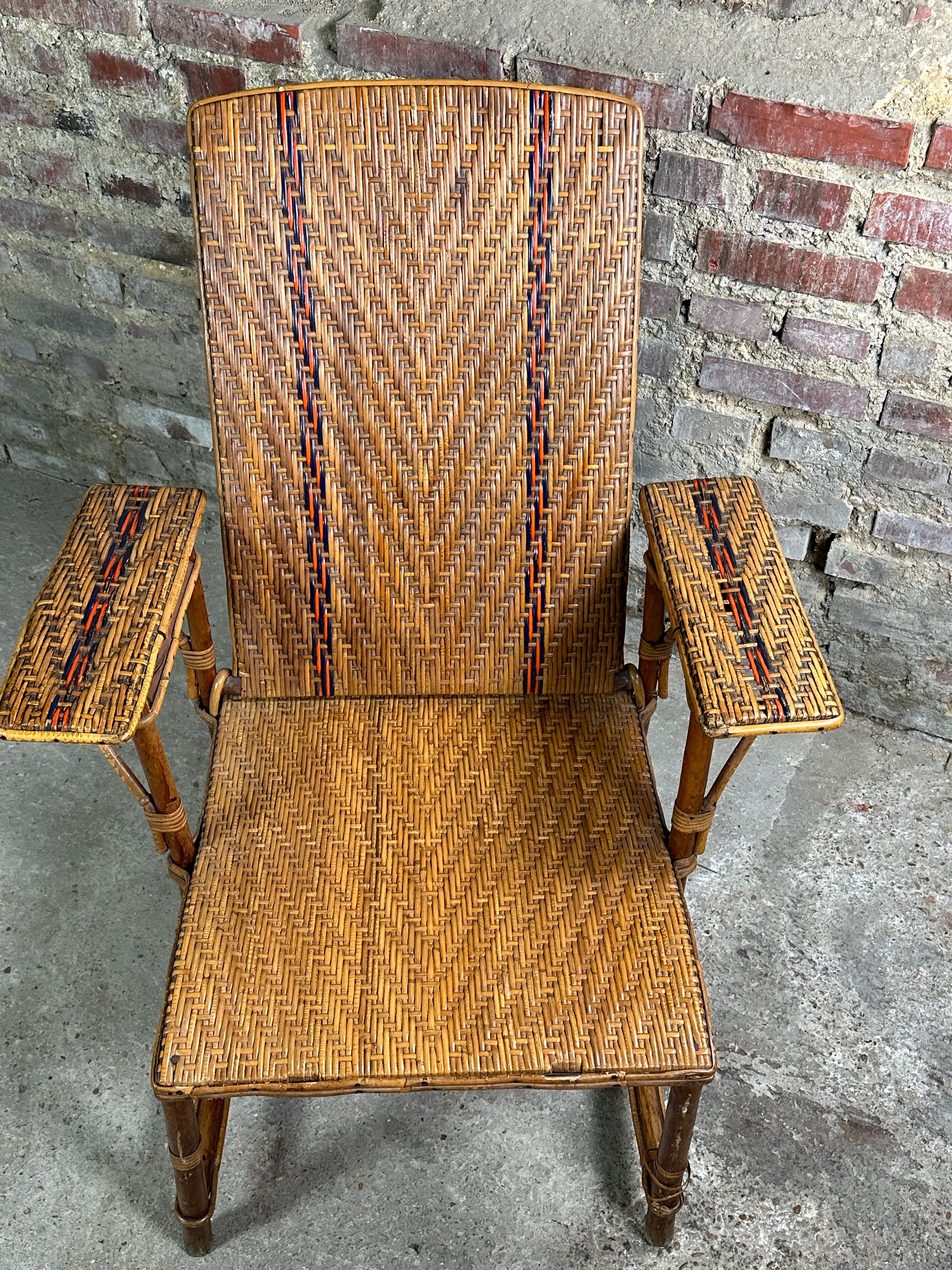 Vintage rattan chaise longue 1960