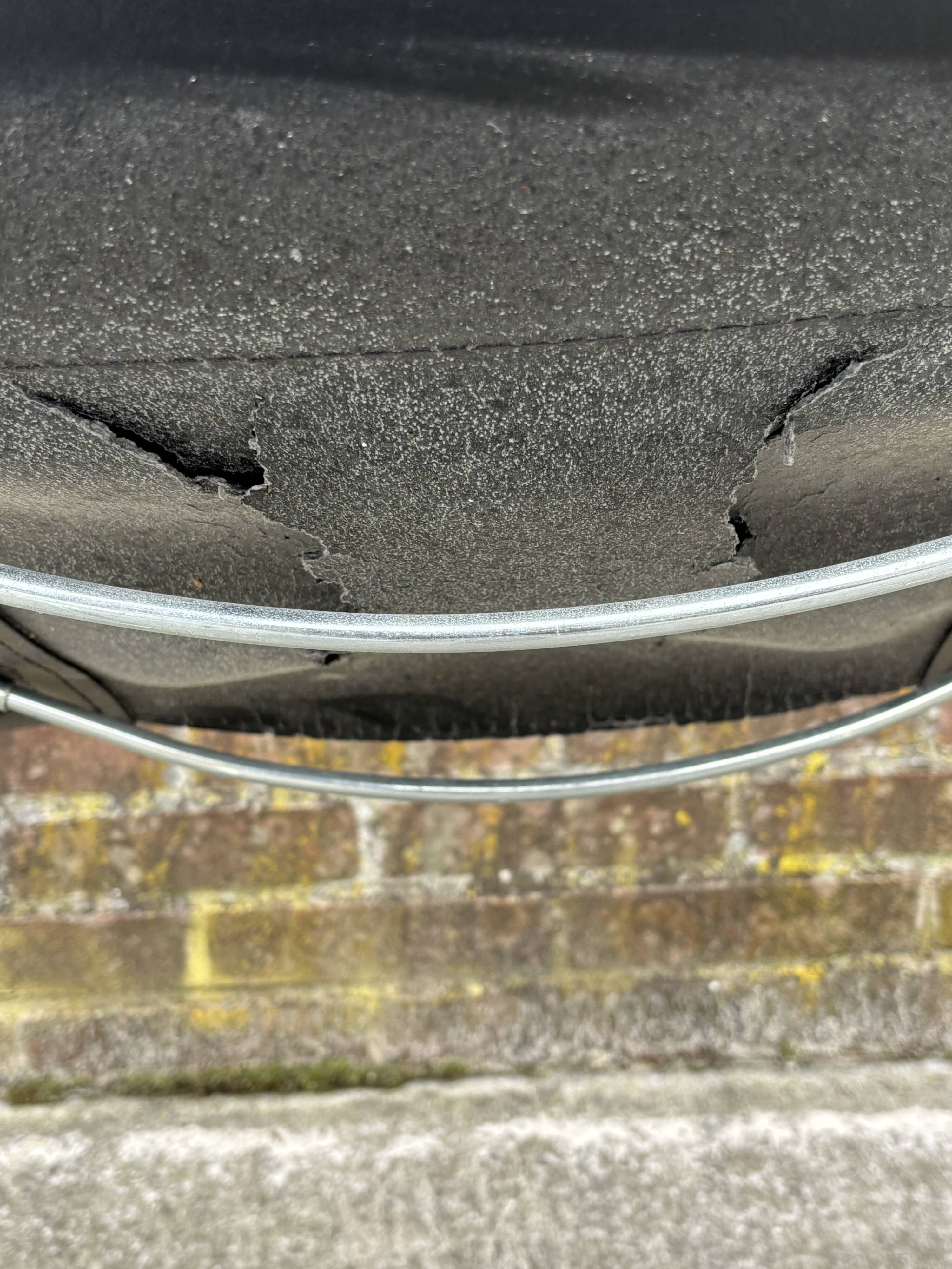 Set of 4 design cantilever chairs black and chrome design made in Italy