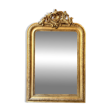 Miroir trumeau en stuc doré sculpté et mouluré 113 x 78 cm