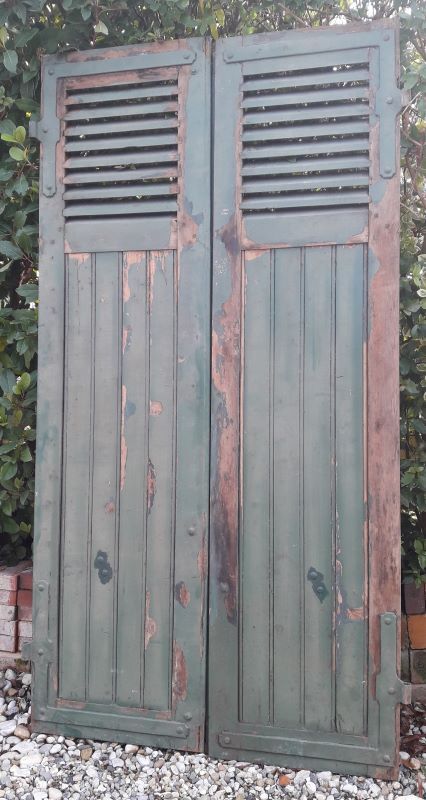Pair of shutters oak parts with louvers 201,5x106cm