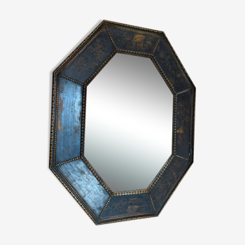 Miroir ancien de forme octogonale